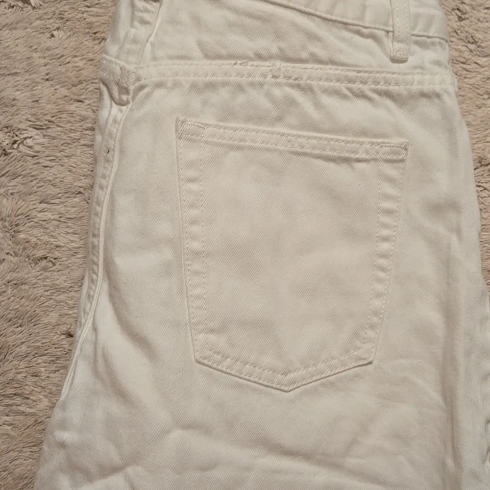 White Denim Women's Shorts - Picture 4 of 5